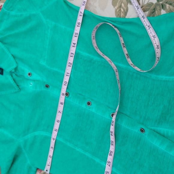 Style & Co Petite Medium Emerald Button Down Top with 3/4 Cuff Sleeves NWT - Picture 13 of 15